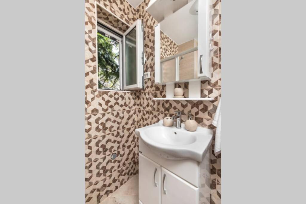 Apartment Milos Котор Екстериор снимка